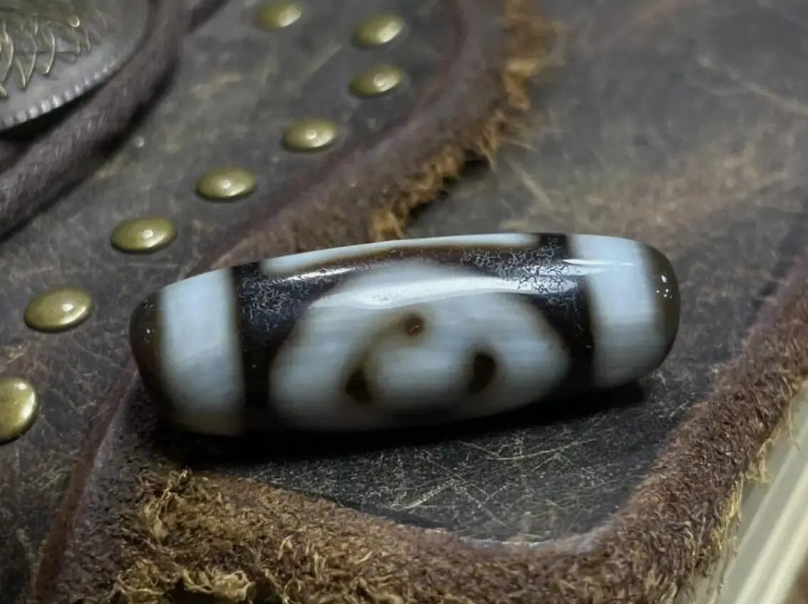 Tibetan Nepalese Himalayan Ancient agate Old Dzi Talisman eye Beads Amulet