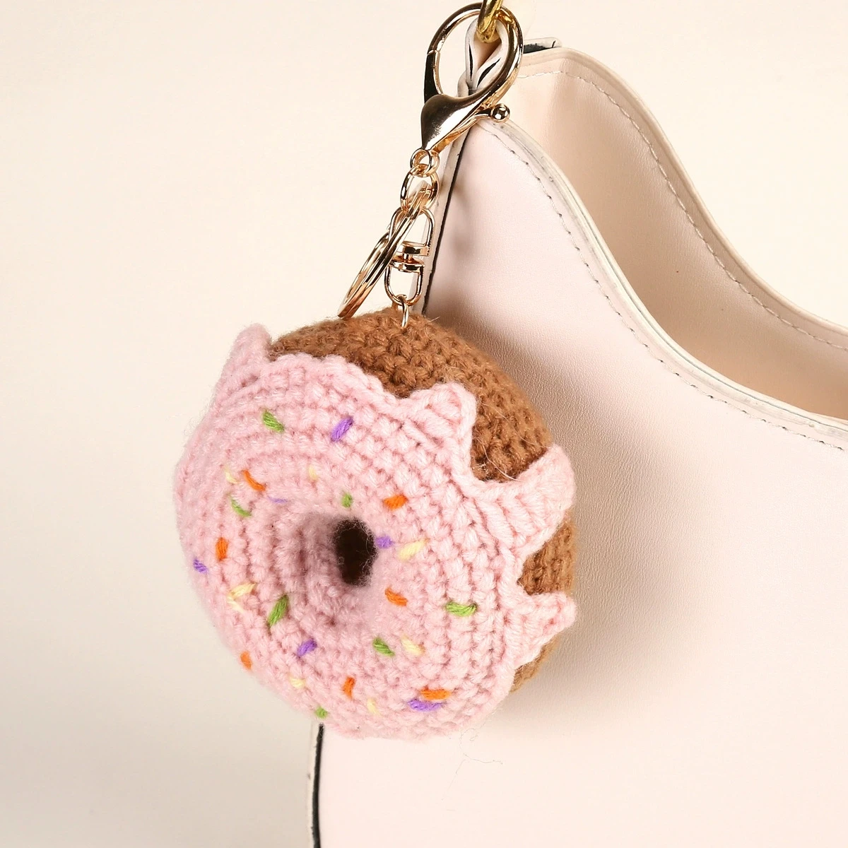 Cute Donuts Series Crochet Keyrings For Car Keys Pendant Handmake Knitted Multicolor Donut Keychains Wholesale Keys Accessories