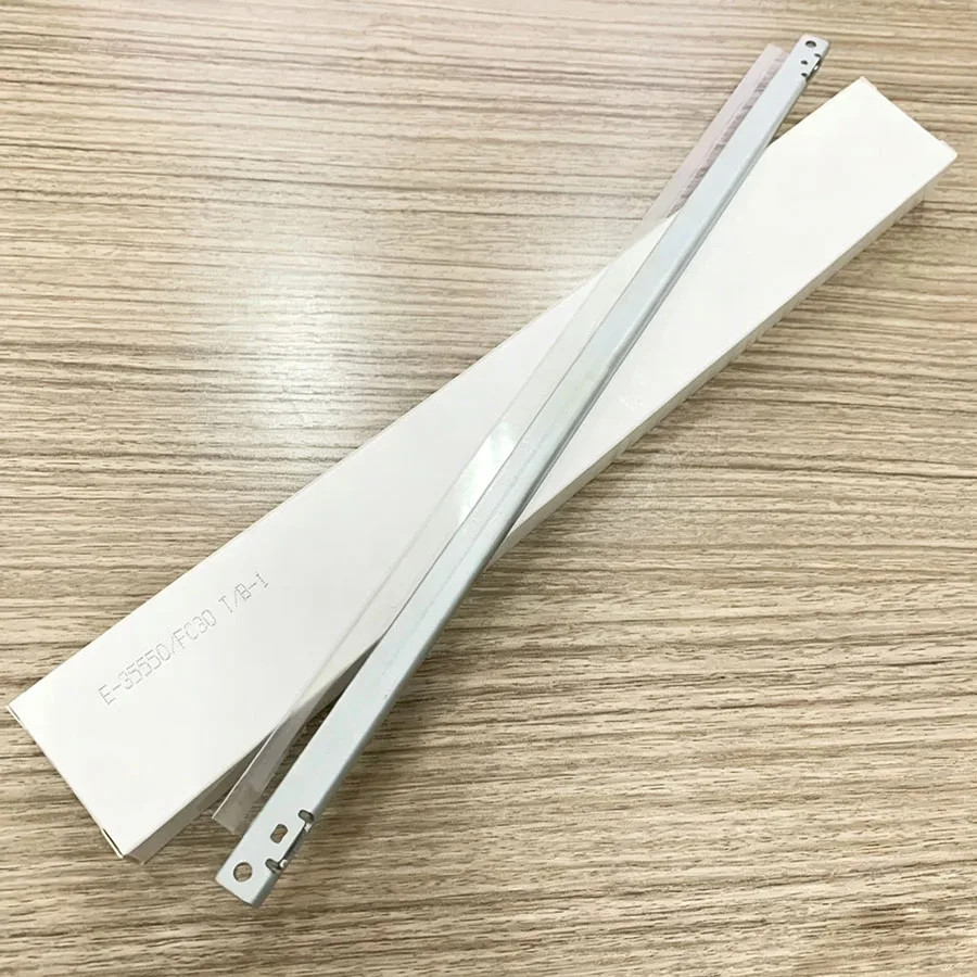 Transfer Belt Cleaning Blade for Toshiba 2000 2500AC 2550AC 2010AC 2020AC 2021AC 2110AC 2505AC 2515AC 3005AC 3505AC 4505AC 5005A