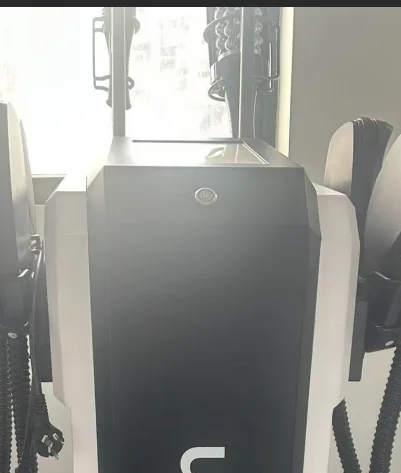 

Аппарат для коррекции фигуры и подтяжки ягодиц Myoslim 6500W 2-в-1 с RF-роликом и стимулятором мышц для моделирования тела и массажа