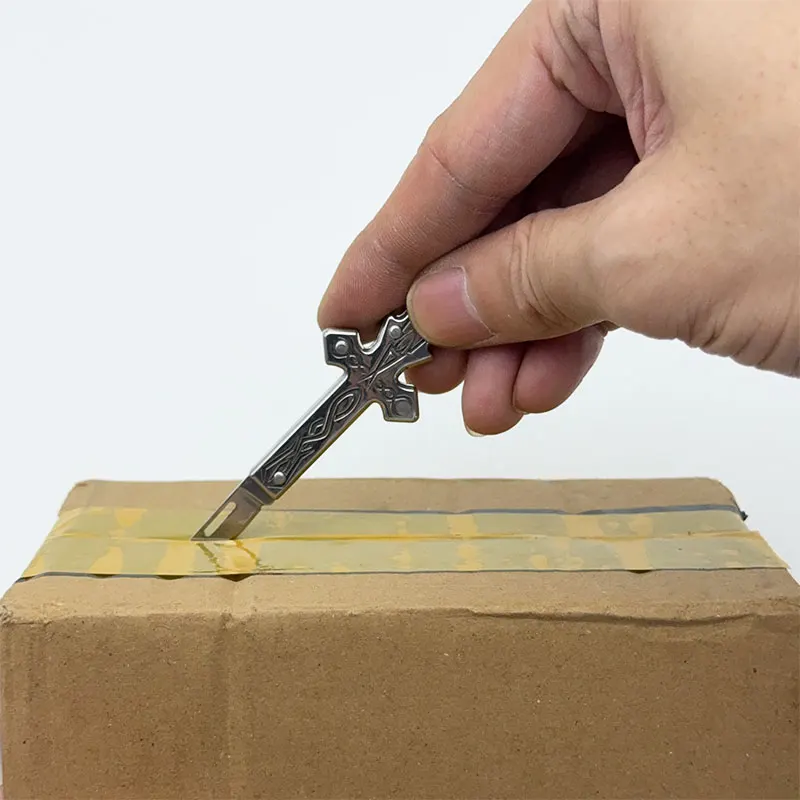 Portable Folding Multi-Functional Knife, Keychain Style, Pocket EDC Knife, Suitable for Various Daily Scenarios view 5