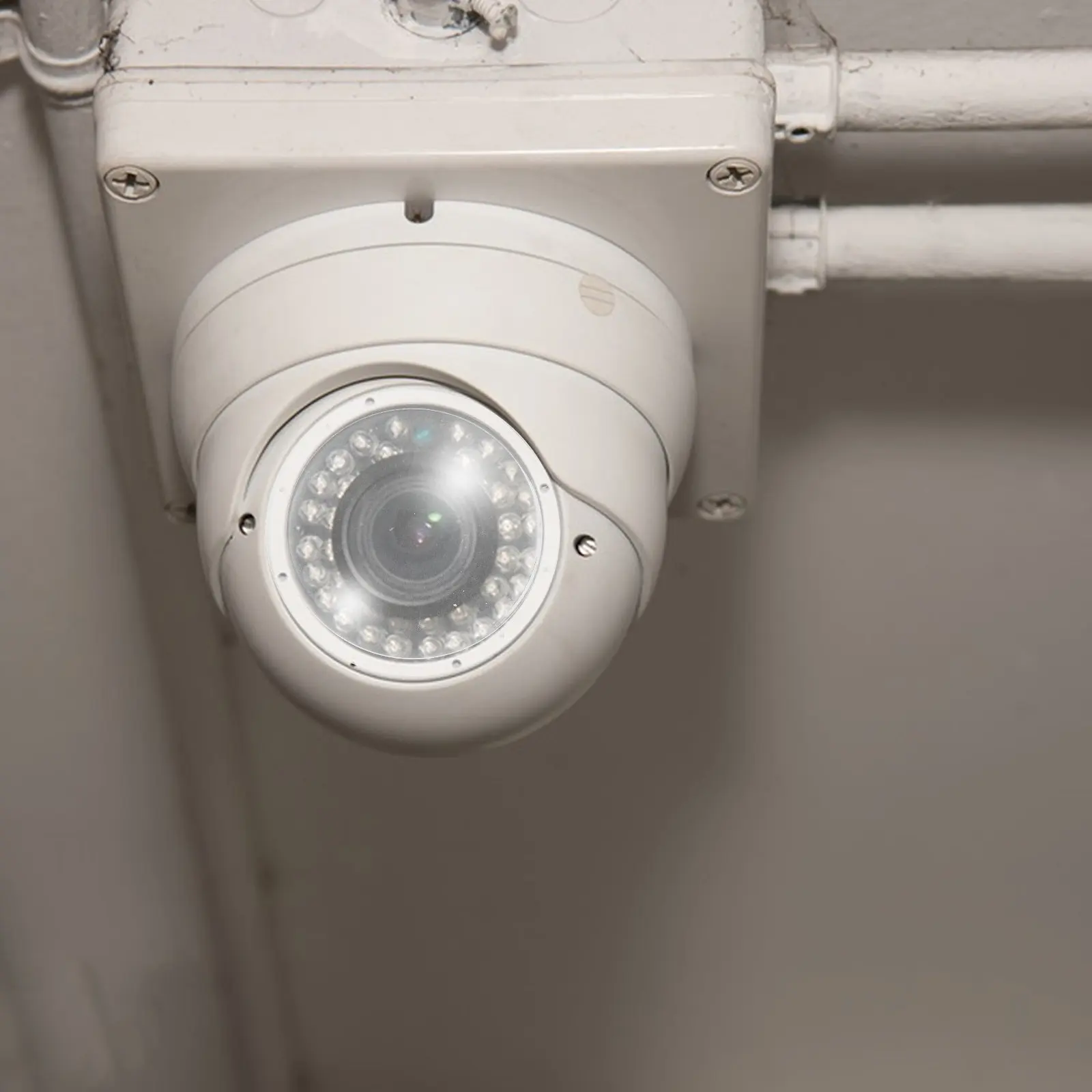 Acrylic Camera Dome Cover 147mm, Transparent Anti-Glare Security Camera Housing for Outdoor Use, Easy Installation