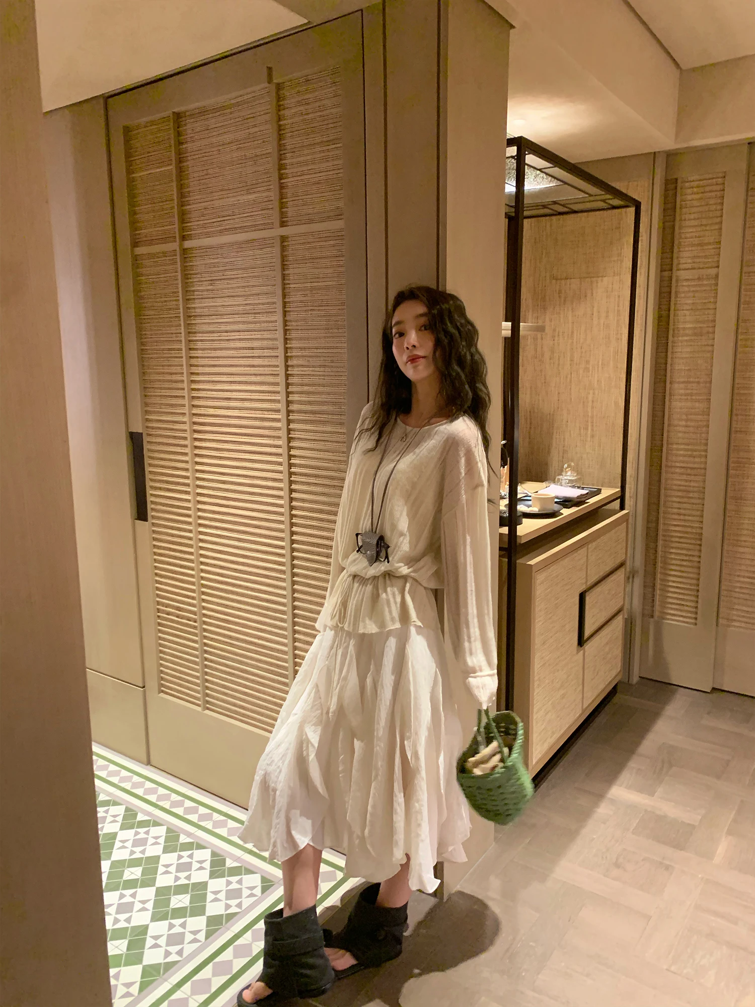 

Slimming Effectiveness High Quality Dry Cleaning Process Star Cloud Silk Personality Small Shirt Korean Style Loose Fit Long ...