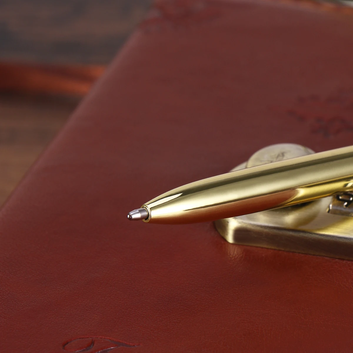 

Pen Holder Signature Set for Wedding Guest Book Metal Gold Plated Love Theme Pens Elegant Keepsake Gifts Writing Tools