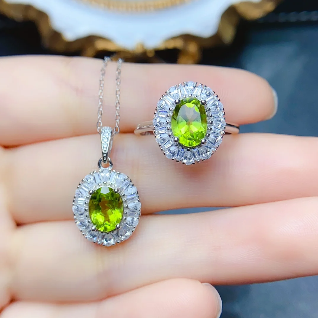 

FS 6*8mm Natural Olivine Ring Pendant S925 Sterling Silver Fine Weddings Jewelry Set for Women 2-Piece MeiBaPJ With Certificate