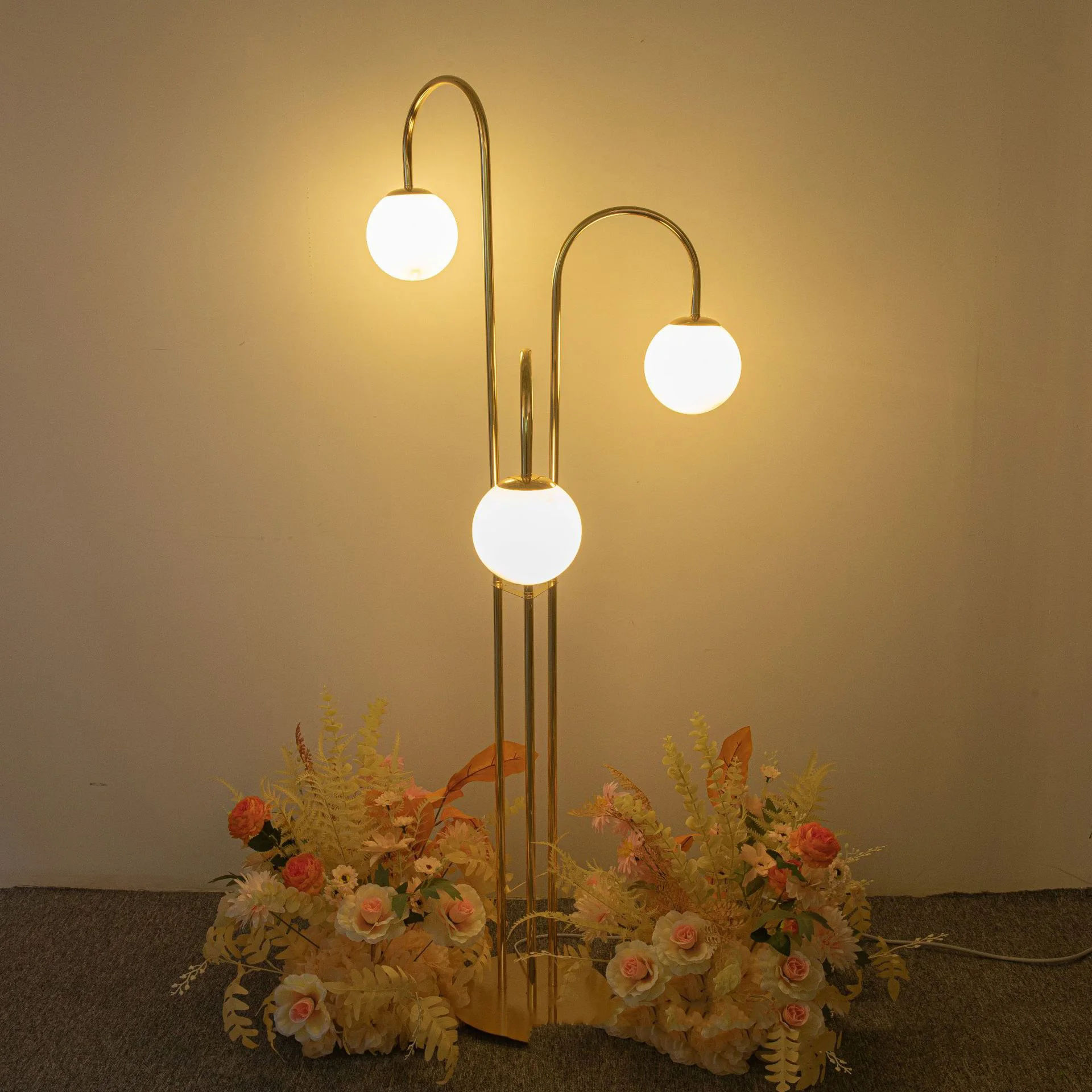 Nuevos accesorios de boda, luz de guía de carretera, barra de hielo de 3 cabezales, ferrocarril maduro de cristal, pomelo, decoración dorada para escenario de boda