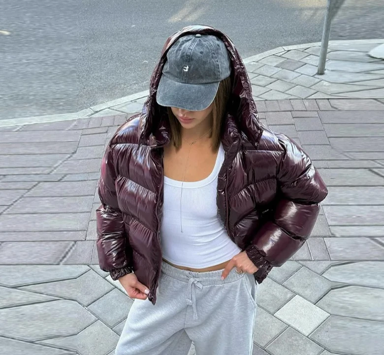 Capispalla caldo casual da donna invernale NewChic giacca trapuntata con cappuccio lucida da donna colletto alla coreana manica lunga cerniera cappotto imbottito solido