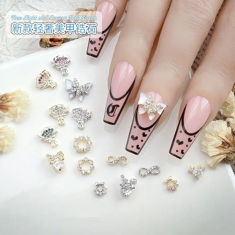 10pcs Christmas Garland Flower Zircon Crystals Rhinestones Jewelry Nail Art Decorations Nails Accessories Charms Supplies G4366