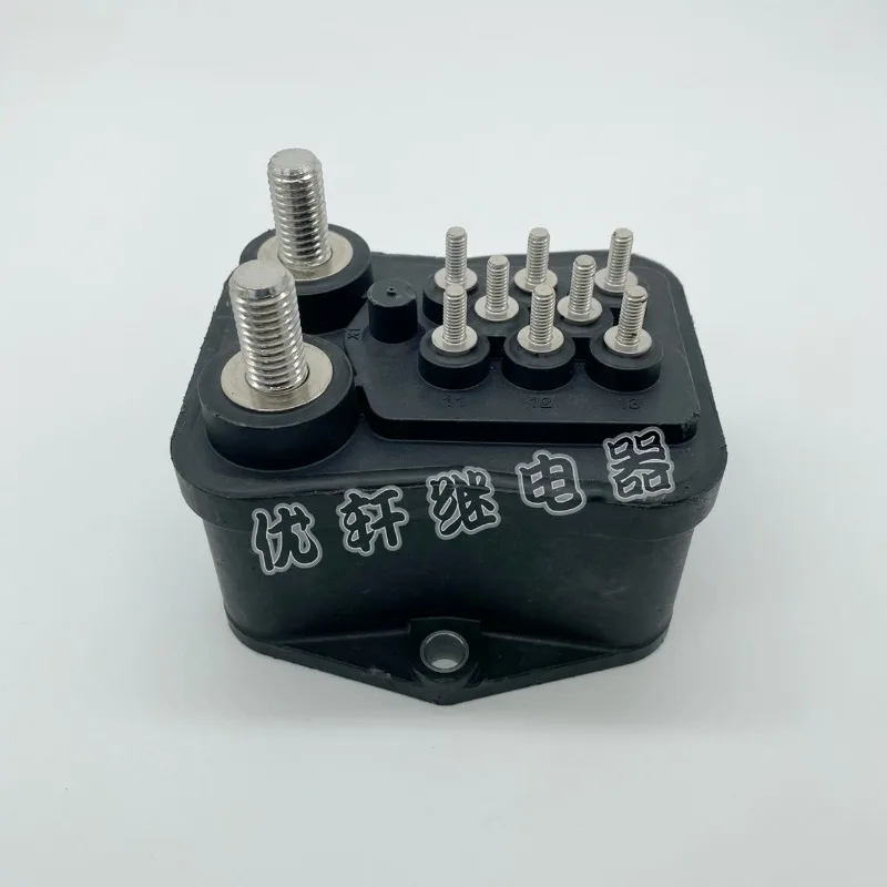 New 1pcs/lot HFE77A-400 28-28-H2C-F4 400A 28VDC High voltage direct contactor relay
