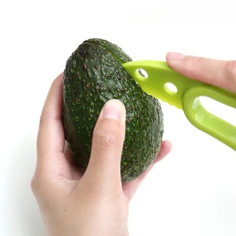 1PC 3 in 1 Avocado Slicer Shea Corer Butter Fruit Peeler Cutter Pulp Separator Plastic Knife Kitchen Vegetable Tools 2