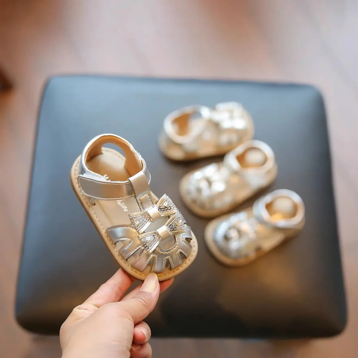 

Summer Infant Sandals Baby Girls Anti-collision Toddler Shoes Cute Bow Soft Bottom Genuine Leather Kids Children Beach Sandals