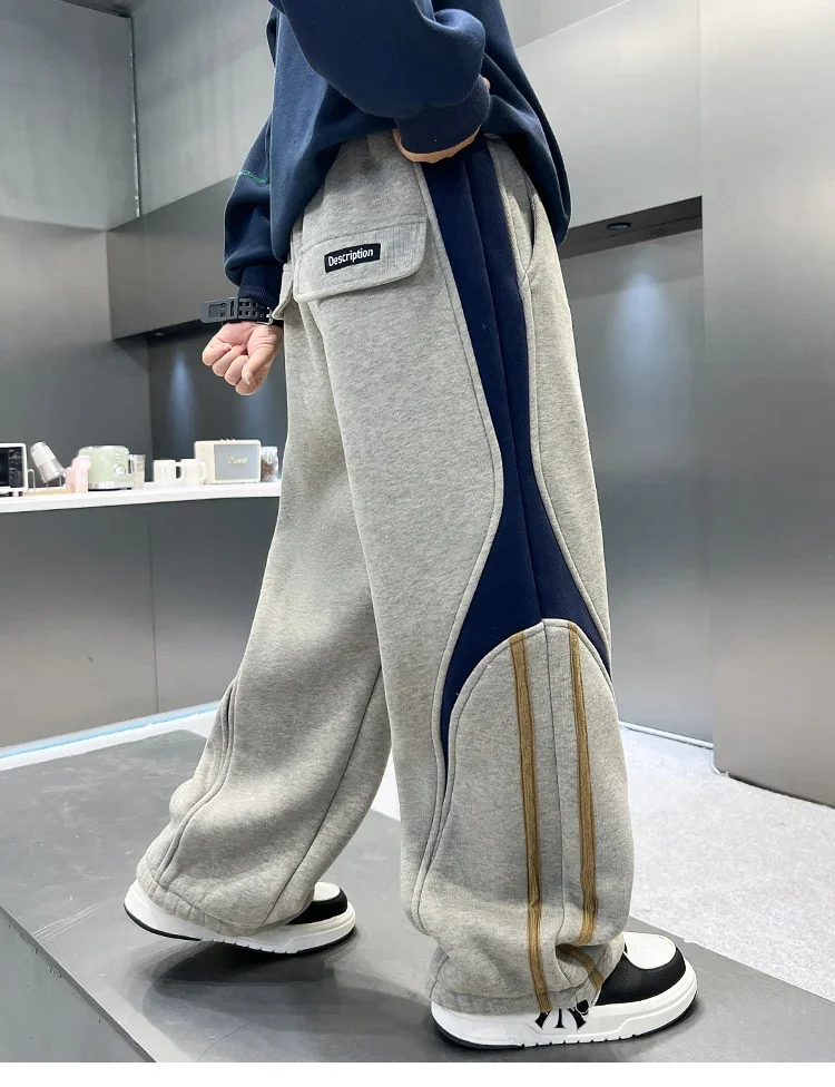 ZOETOPKID Kinder Winter Fleece-Gefütterte Sporthose mit Seitenstreifen Jungen Stylische Warme Isolierte Hose Kinder Thermische Jogginghose – Detail 9