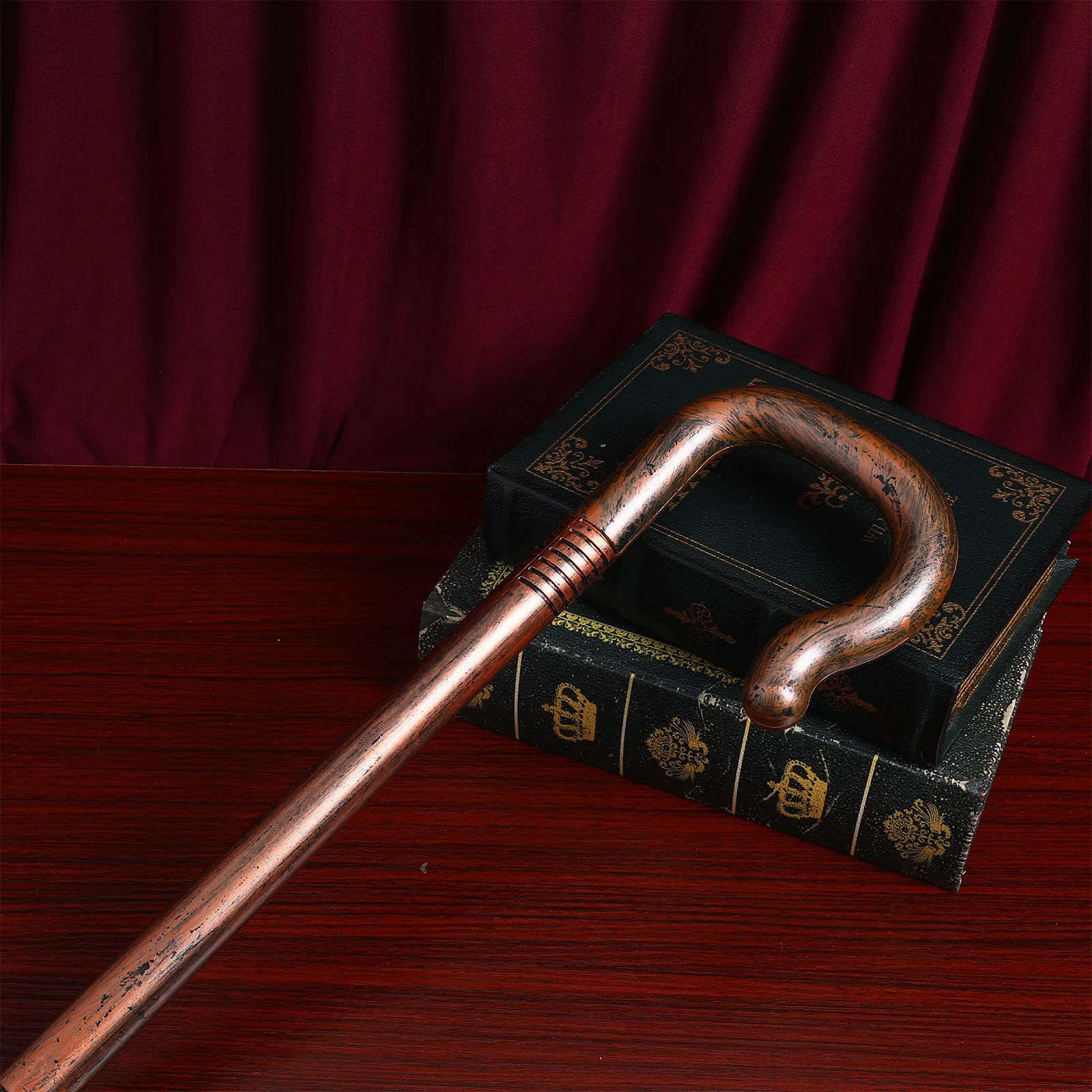 

Пластиковая настенная декоративная трость для Хэллоуина, легкая трость для косплея, вечерние принадлежности для косплея, трость для Хэллоуина