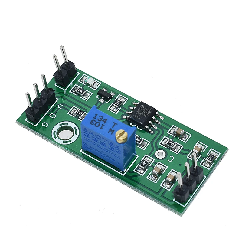 LM393 3.5-24V Voltage Comparator Module High Level Output Analog Comparator Control With LED Indicator