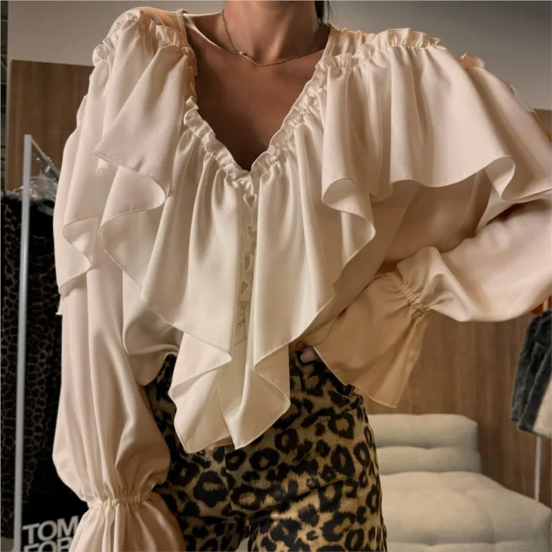 Sexy Solid Ruffles Casual Shirt Blouse Women Fashion V-neck Flare Sleeve Shirts For Women Autumn Winter Loose Ladies White Shirt