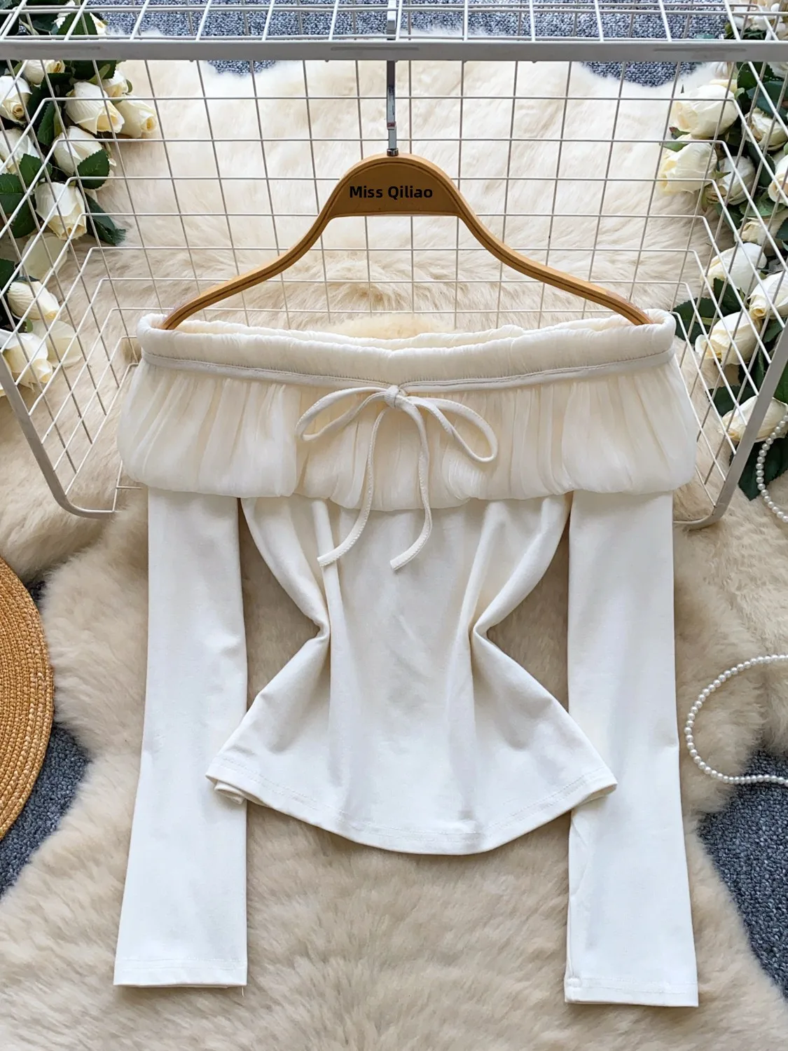 Langes Sve-T-Shirt für Damen, schmale Passform, V-Ne, Rüschensaum, Gürtel, One-Shoulder, koreanische Sle-Freizeitkleidung, Polyesterfaser