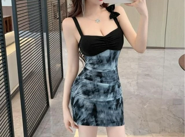 2025 Summer New Fashionable Camisole Dress Sexy Women's Slim Fit Temperament Dress