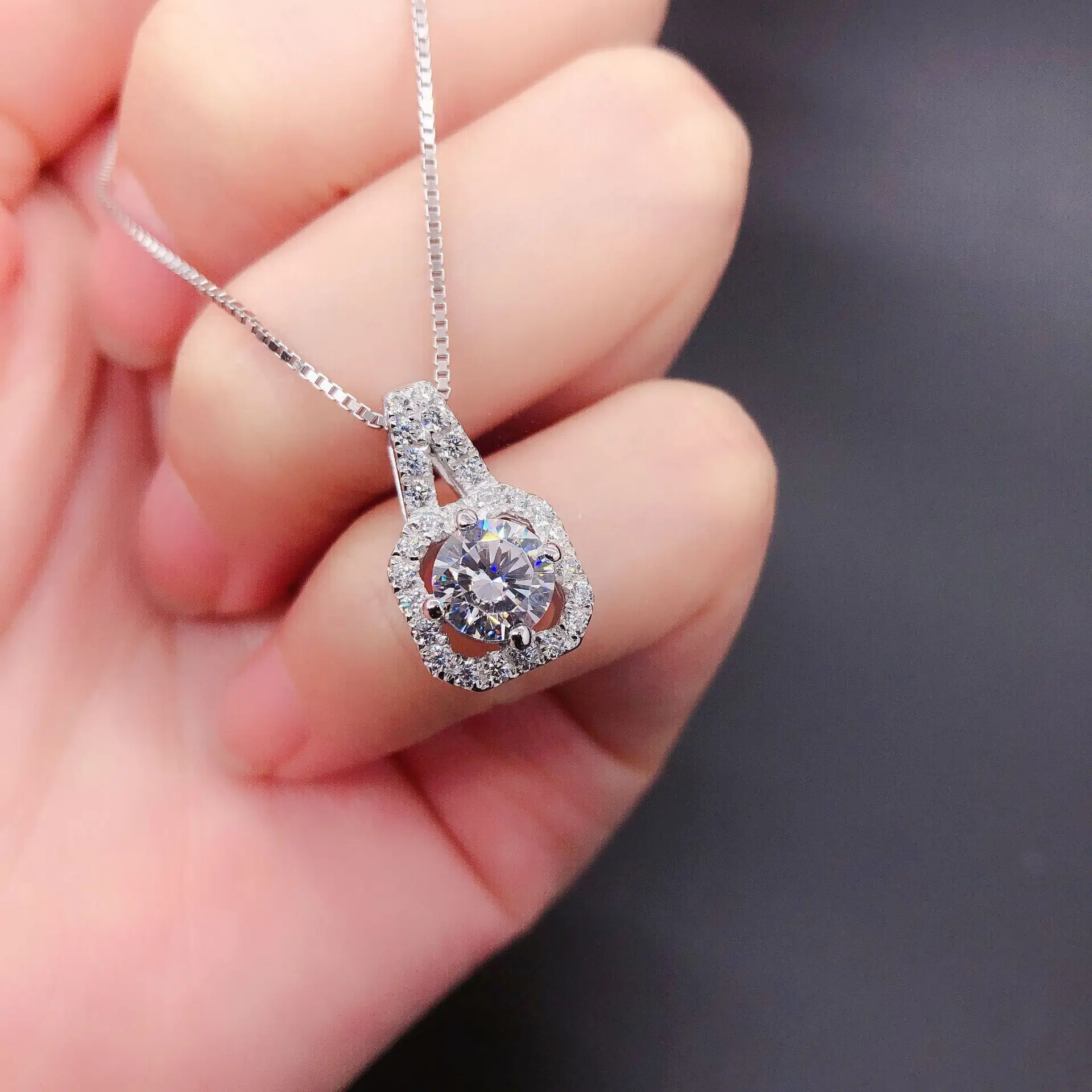 Fine PT950 platinum necklace inlaid with moissanite white gold clavicle chain 1 carat real diamond pendant for girlfriend gift