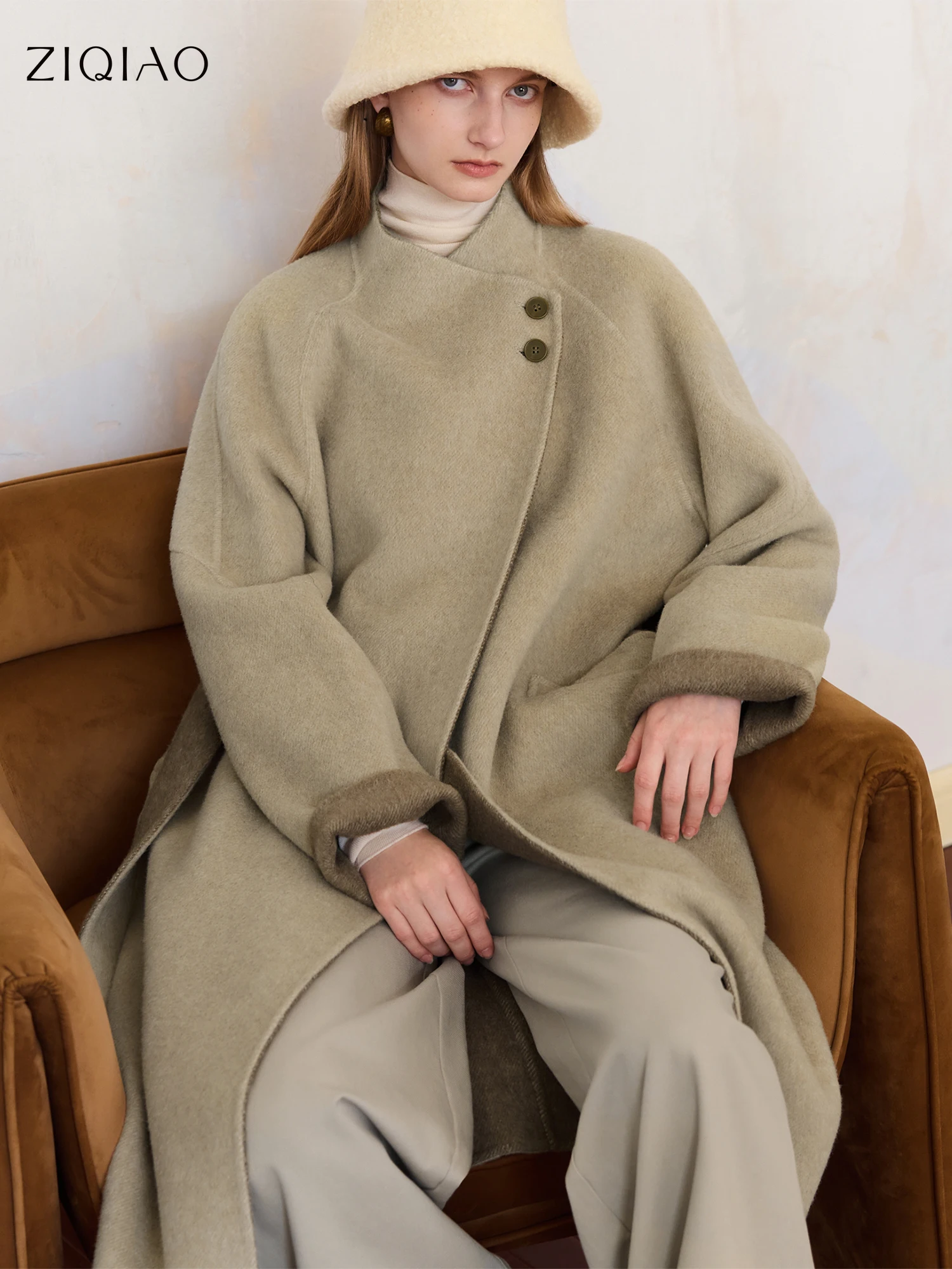 

ZIQIAO Lapel Patchwork Contrast Color Design Double-faced Wool Coat 2025 New Style Wool Coat Simple Commuting