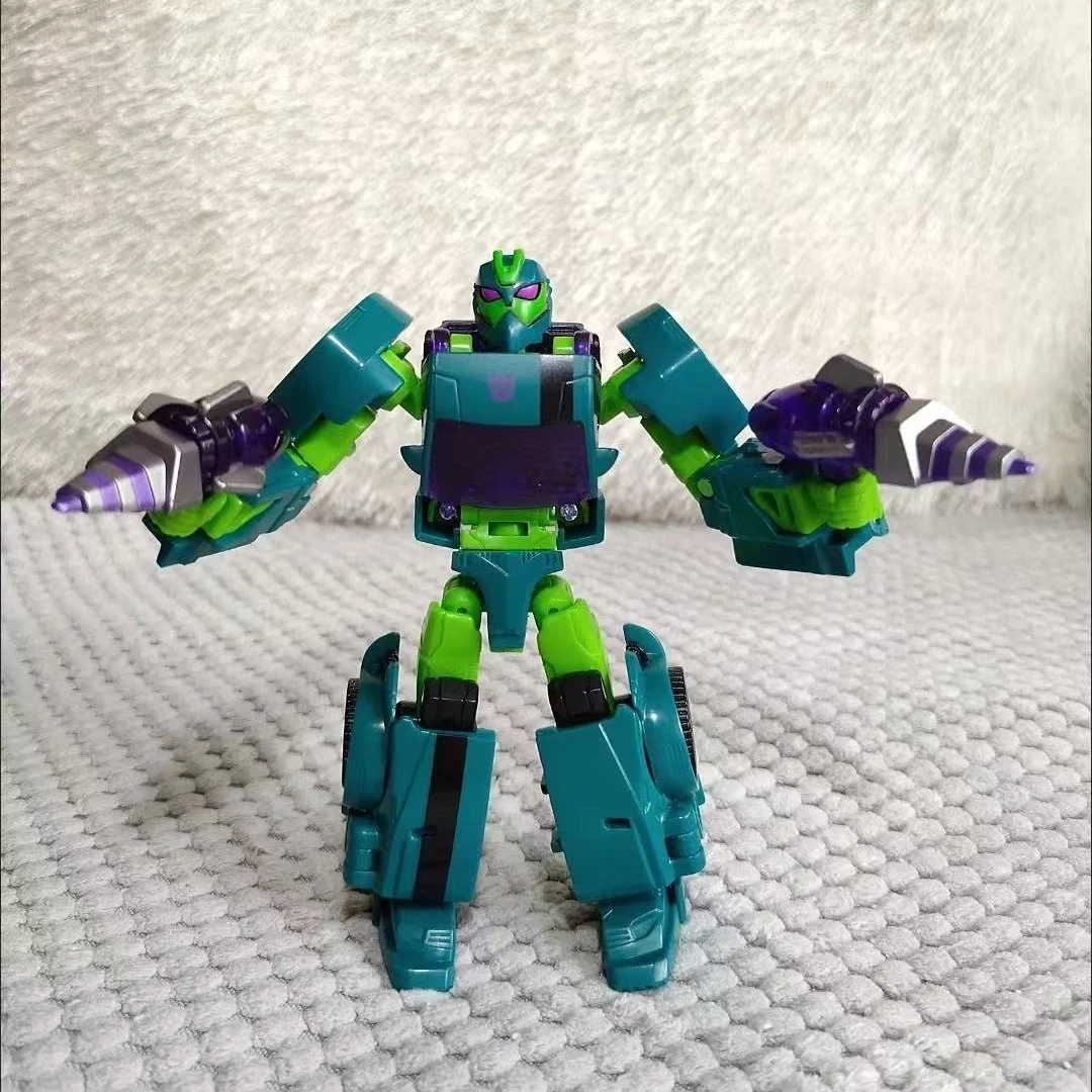 Op voorraad Hasbro Transformers Speelgoed Age of Leaders Fugitive Waspinator Deluxe Klasse 08 Animated Bee Action Figure Robot Gift