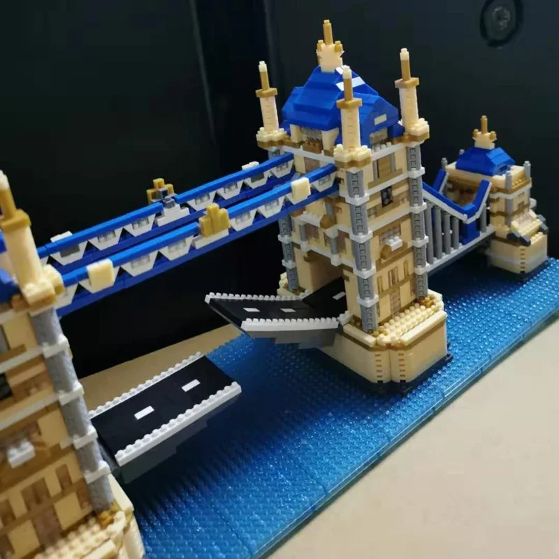 PZX9919 Architettura mondiale Il ponte della torre di Londra Mattoni Modello 3D Fai da te Mini blocchi di diamanti Giocattoli per regali per bambini