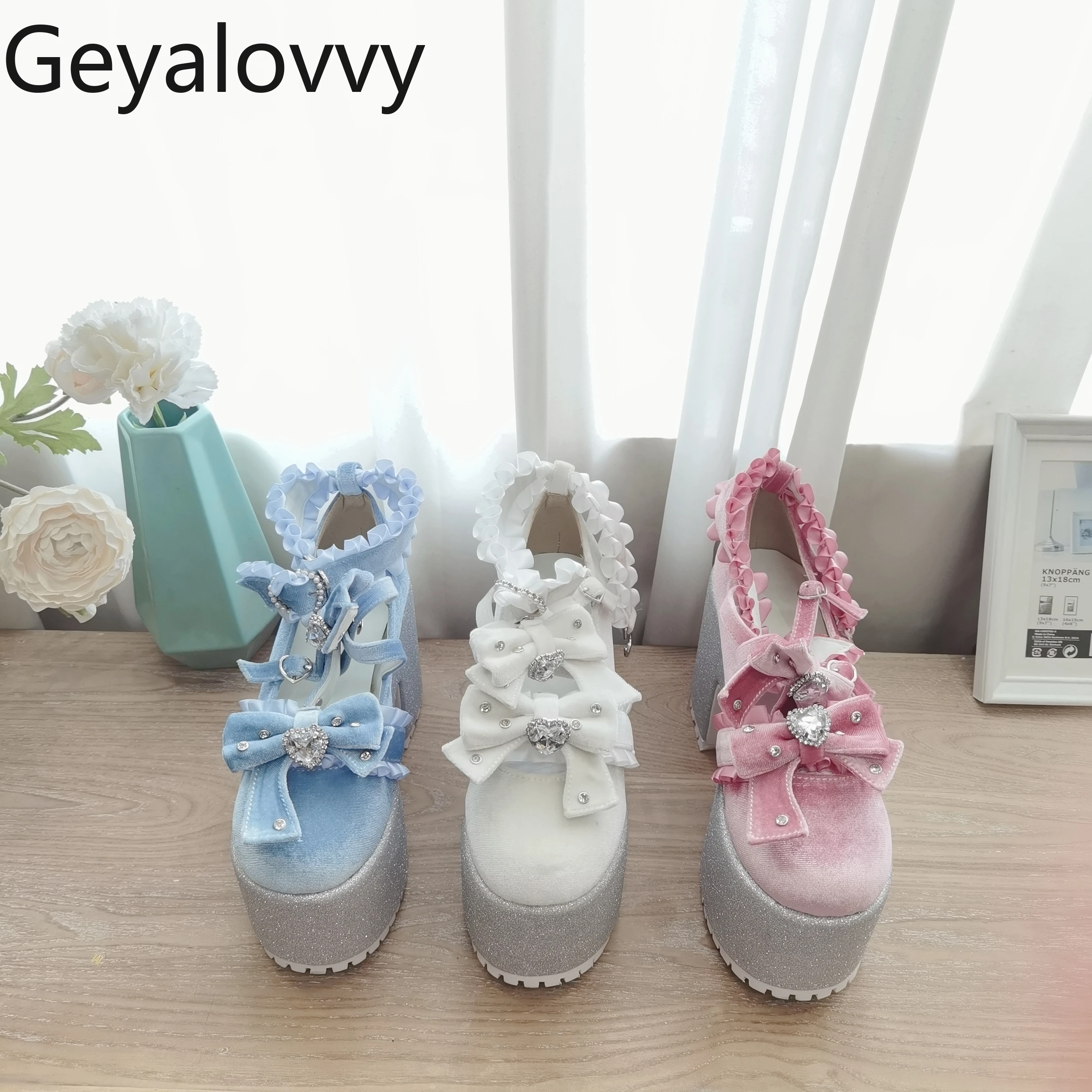 

2025 New Fashion Subculture JK Lolita Style Velvet Bow Japanese Diamond Sweet Cute Mary Jane Shoes for Women Spring Summer