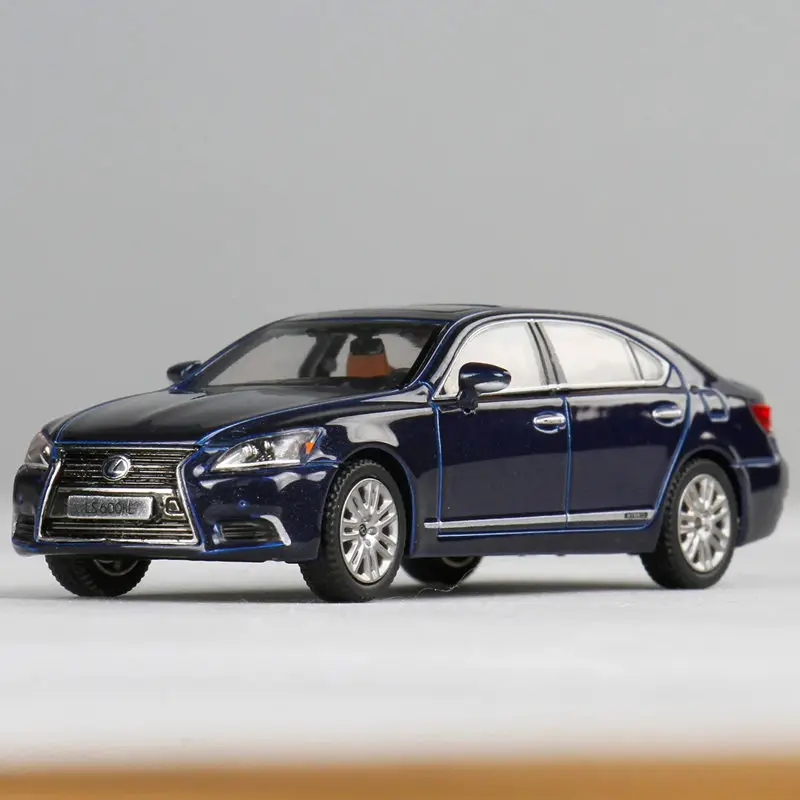 1/64 LEXUSs LS LS600hl Alloy Classic Car Model Diecasts Metal