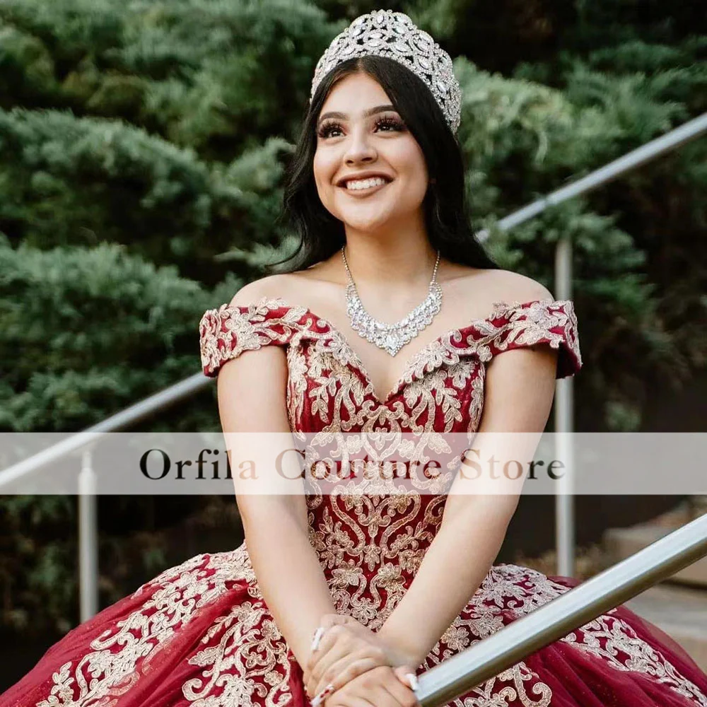 Mexicanos Rouge Quinceanera Robes 2023 Applique florale Perles Robes De 15 Ans 16 ans-Aless Mode Robe De mariée