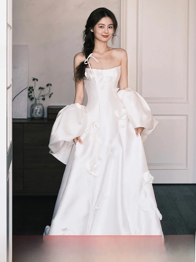 

Шелковое атласное простое элегантное свадебное платье с длинным шлейфом, новинка 2026 года, винтажное, высококачественное, короткое свадебное платье с цветочным 3D-дизайном