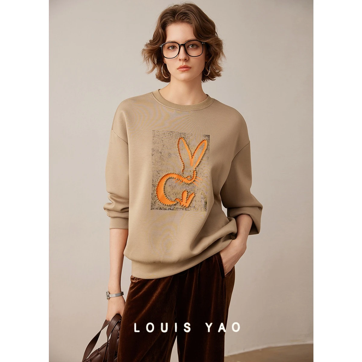 

LOUIS YAO Nail Bead Contrast Colours Printed Women's Sweatshirts 2025 Autumn Relaxation Hoodie Head Dropped Shoulder Sleeve Tops