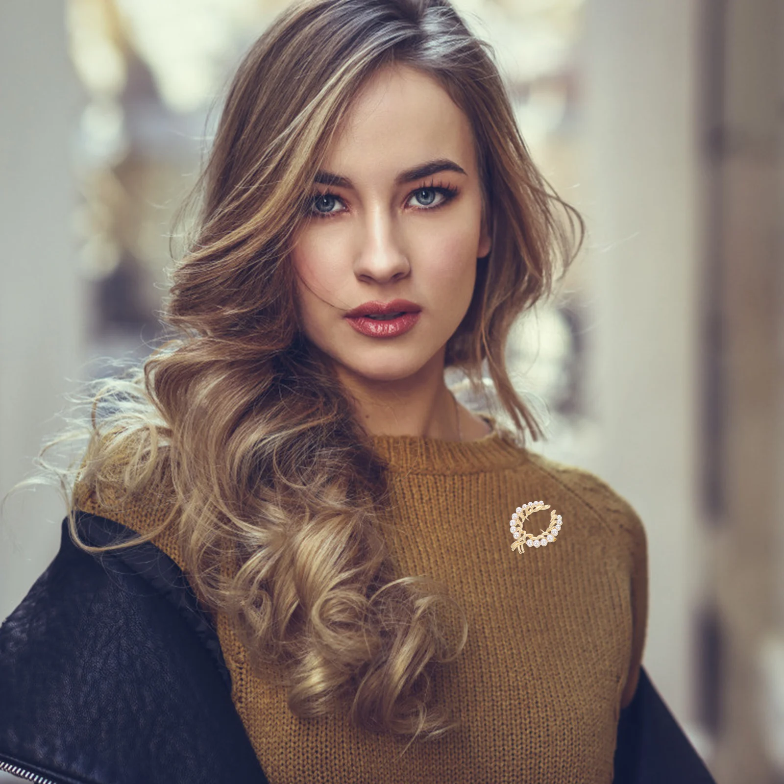 

2Pcs Retro Pearl Corsage Brooch Alloy Clothing Decor for Women Sweater Suit Dress Accessory Breast Pin