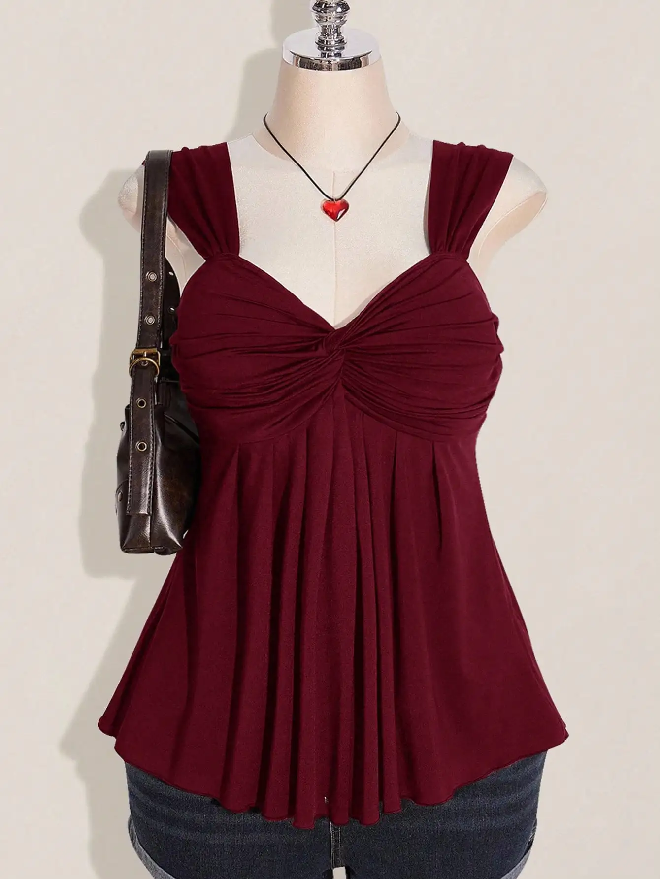 Top Babydoll sin Mangas con Escote Cruzado Color Vino Tinto, Estilo Y2K para Graduación de Verano o Regreso a Clases