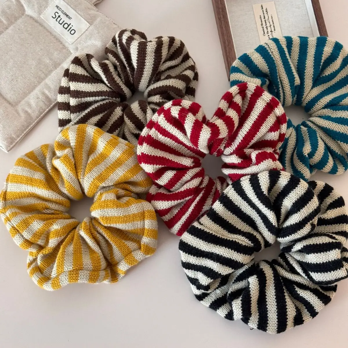

Полосатые вязаные ткани, большие резинки для волос, эластичные резинки для женщин и девочек, держатель для хвоста, повязки на голову, зимние аксессуары для волос