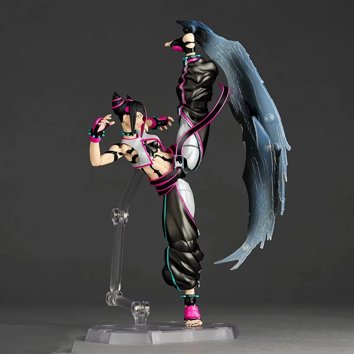 100% Original Kaiyodo Amazing Yamaguchi Revoltech (NR065) Street Fighter 6 Han Juri Anime Figure Action Figure Collection Series view 3