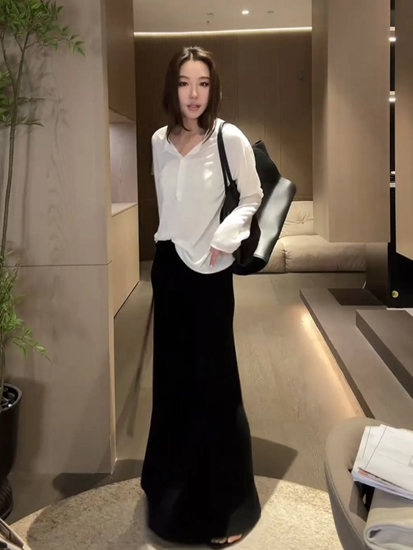 

LiHuiEr Design Sensation Knitted Skirt Women's Luxury Feel Long Skirt High Waist Straight Cut Loose Fit Style