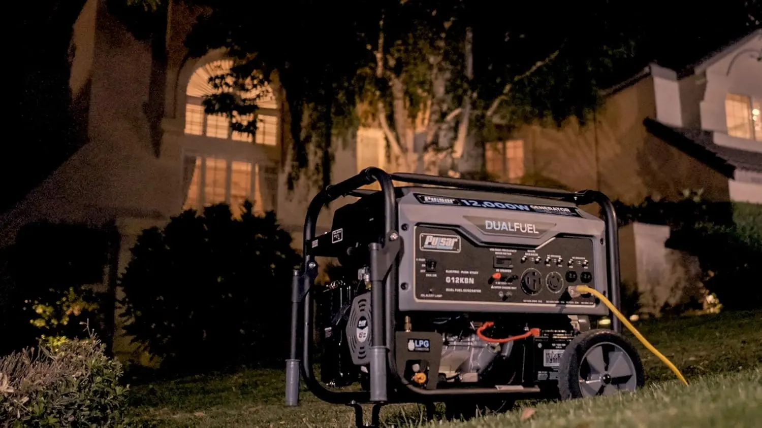 Heavy Duty Portable Dual Fuel Generator - 9500 Rated Watts & 12000 Peak Watts - Gas & LPG - Electric Start