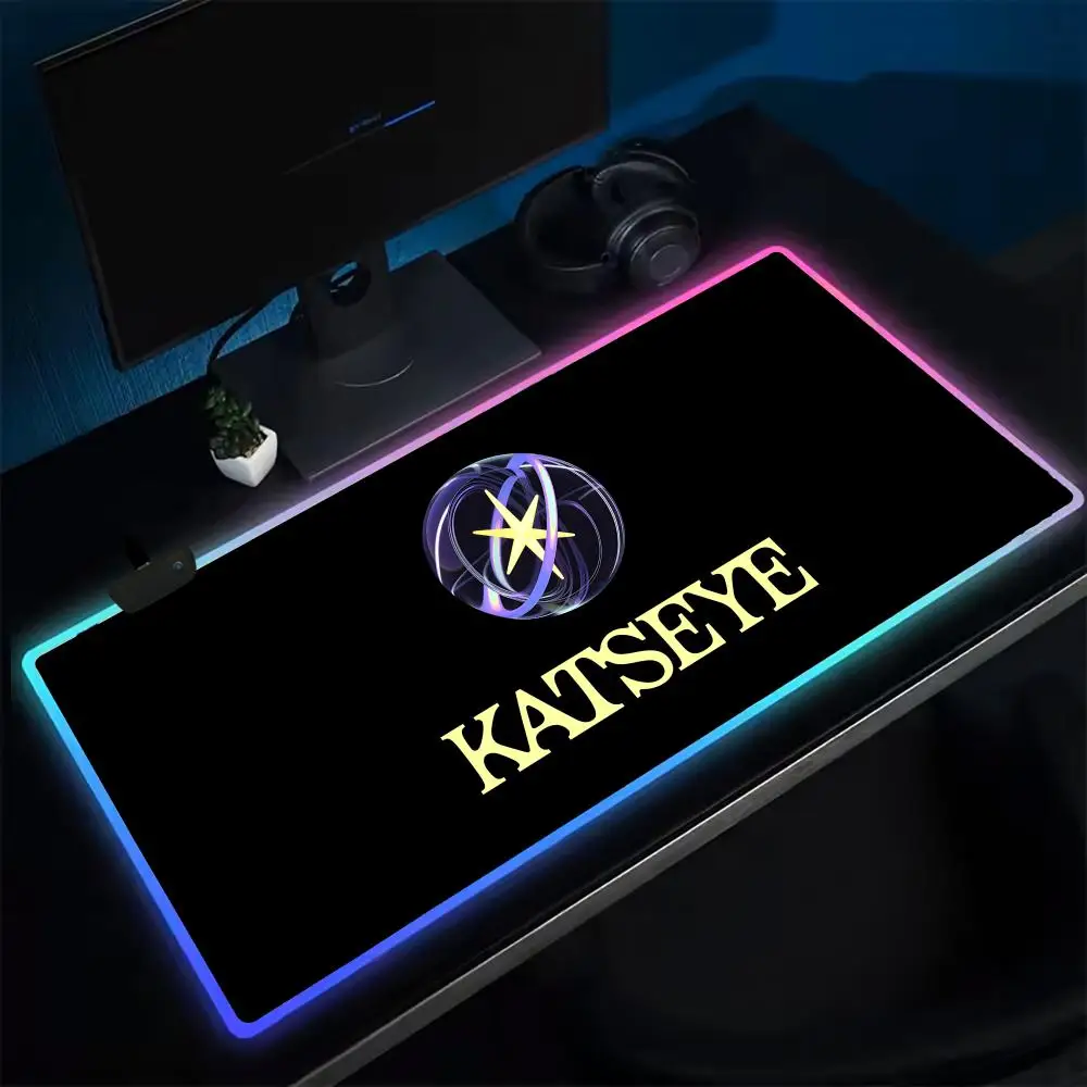 

POP KATSEYE коврик для мыши аниме игровой коврик для мыши светодиодные настольные коврики с подсветкой резиновые настольные коврики XXL RGB настольные коврики