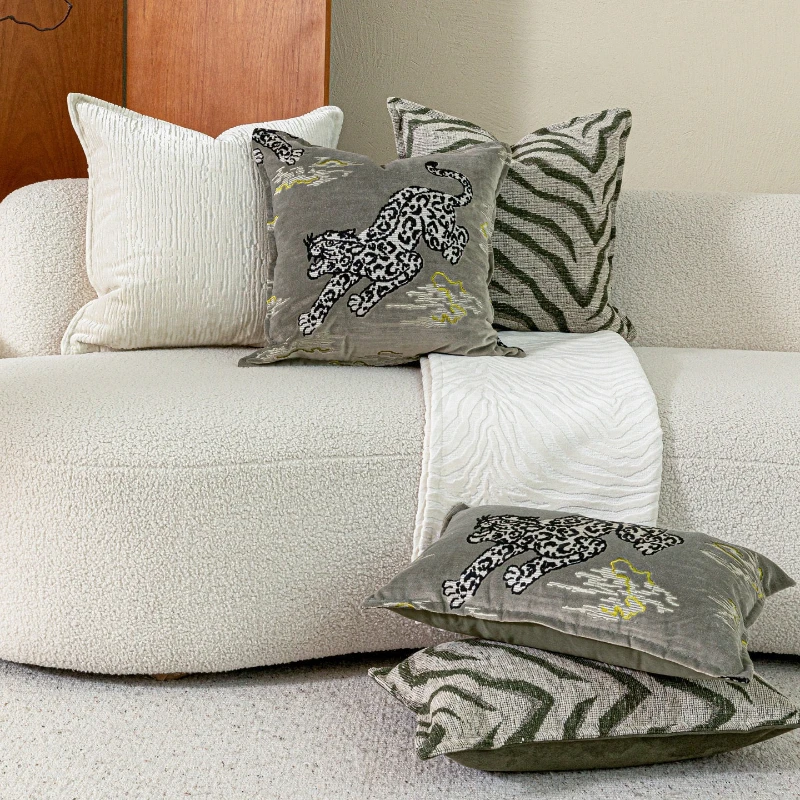 30X50/45X45CM Green Leopard Throw Pillow Cover Luxury Vintage Stamping Waist Cushion Cover Decor Home Decorative Pillowcase 2026