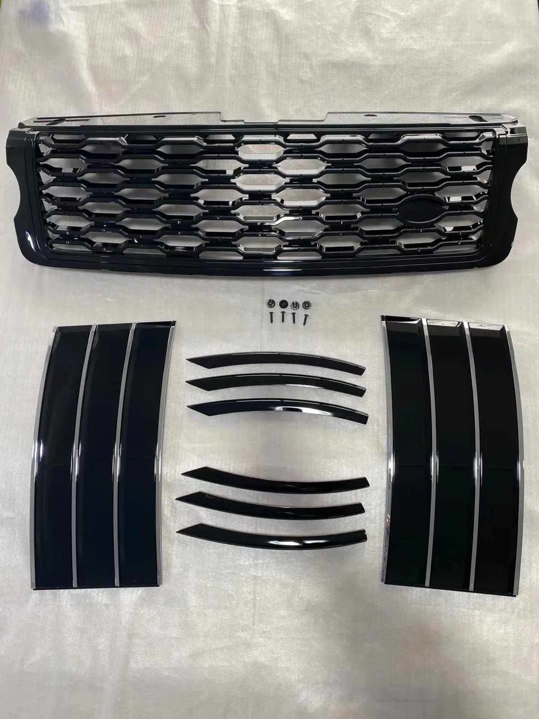 Grille for Range Rover Vogue 13-17 Upgrade Vogue 2018