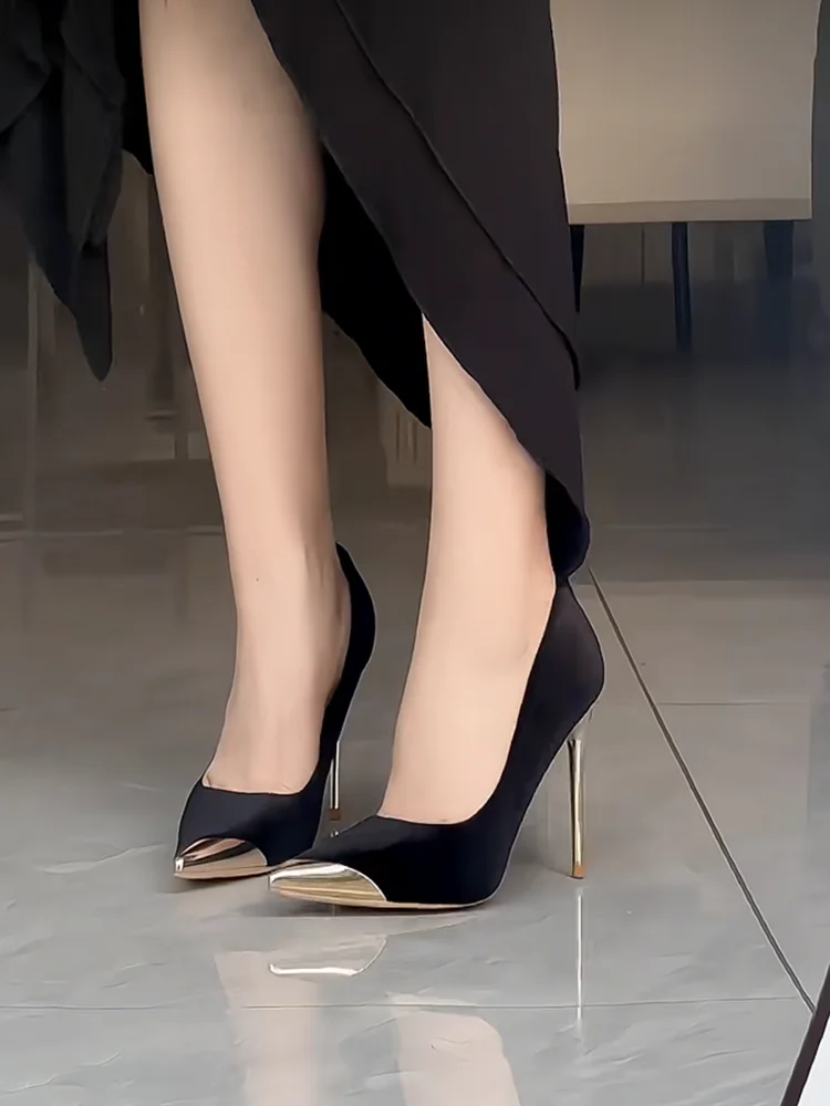 حذاء Bla بكعب عالٍ معدني بمقدمة مدببة للنساء، سطح مخملي، كعب رفيع، مثير سهل الارتداء، فردي لربيع Au... #3