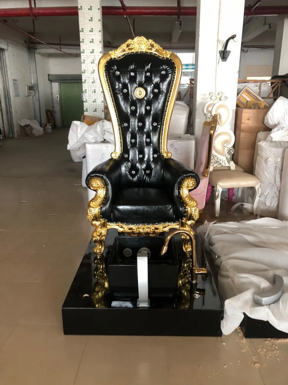 Chaise de pédicure de luxe pour mariage, chaise de spa valide pour salon de manucure, chaise de pédicure dorée, vente en gros et pas cher