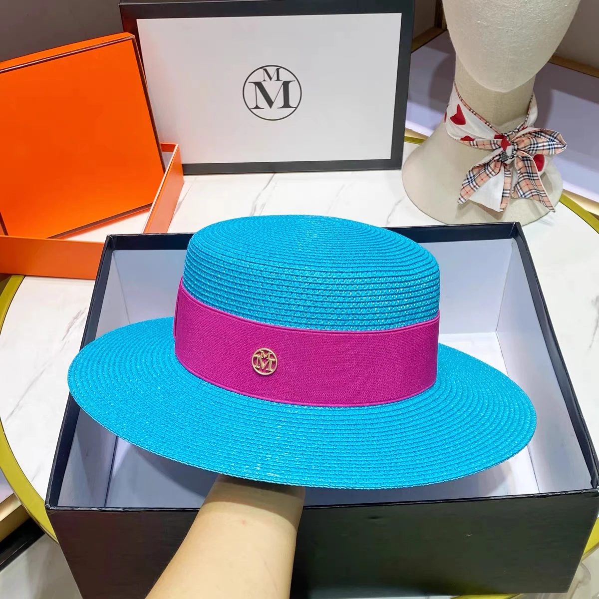 Lake Blue Summer Sun Hat Flat Top French Straw Hat Elastic Band M Letter Decoration Travel Hat Sun Hat  모자 straw hat