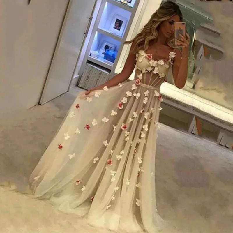 2024 Flowers Long Prom Dresses Spaghetti Strap Tulle Women Evening Gowns Open Back Princess Formal Dress robes de soirée