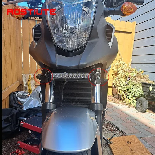 Imagen 2 del producto Soportes de montaje universales de Metal para faros de motocicleta, abrazadera para faros de motocicleta, horquilla ajustable, soporte de luces modificadas para Moto