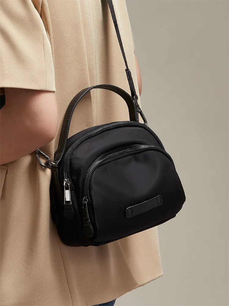 

Casual Ox Cloth Crossbody Bag Women's Handbag Commuter Single oulder Bag Leisure Small Bag Soft Zipper round Box ape