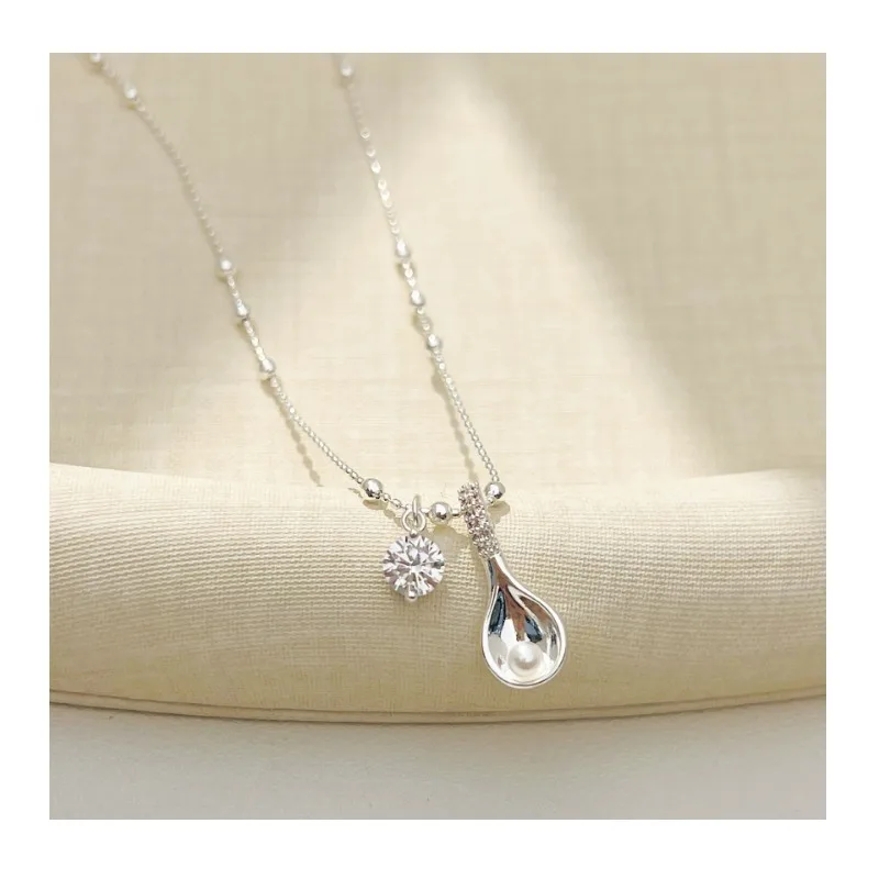 

Niche Design Spoon Pendant Necklace Light Luxury Commuter High-end Versatile Jewelry