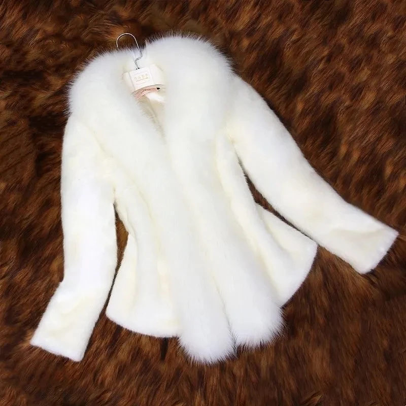 White Faux Fur Coat Women's Short Autumn/Winter 2024 New Imitation Fur Fox Fur Collar Slim Jacket Women Clothes Jacket Female