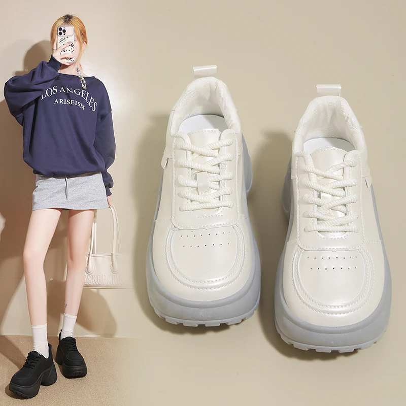 

Casual sports shoes women 2025 New style Autumn Leather surface Thick-soled height increase Fashion Wear-resistant sneakers
