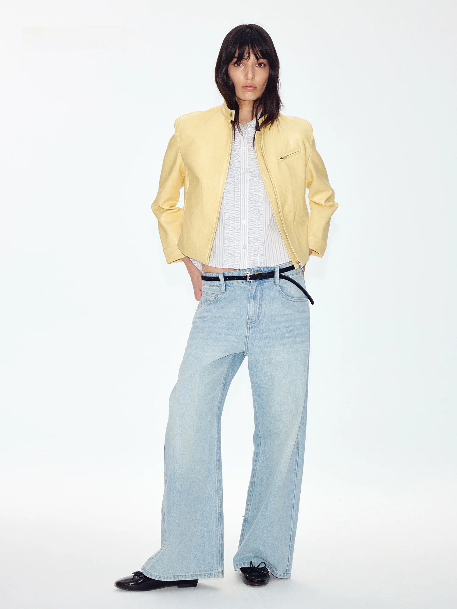 เสื้อแจ็คเก็ตหนังสีเหลืองทรงสลิมฟิต คอปกแบบมอเตอร์ไซค์  ซิปแบบคลาสสิก  แฟชั่นสไตล์เรโทร  สำหรับผู้หญิง