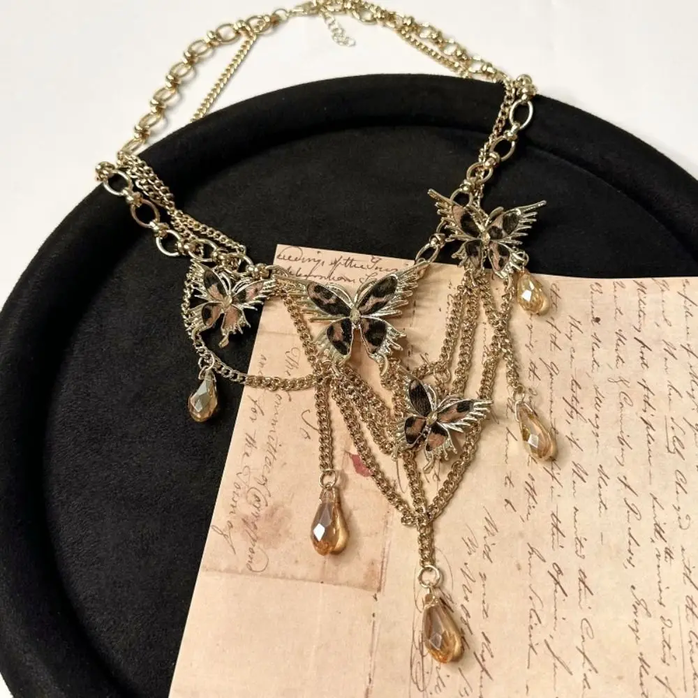 

Adjustable Sweet Butterfly Necklace Hollow Out Leopard Rhinestone Necklace Tassel Neck Jewelry Y2K Metal Necklace Daily